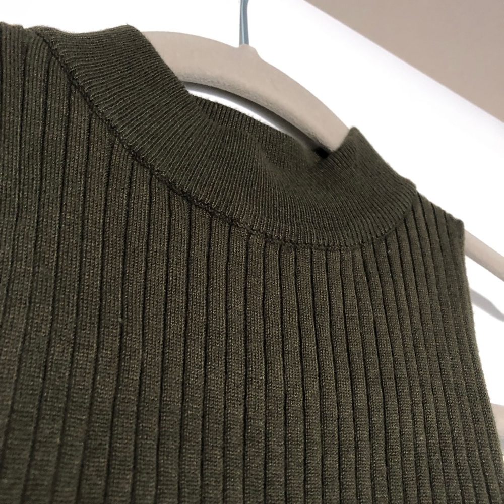 Mock Neck Ribbed Tank - Picture 4 of 4